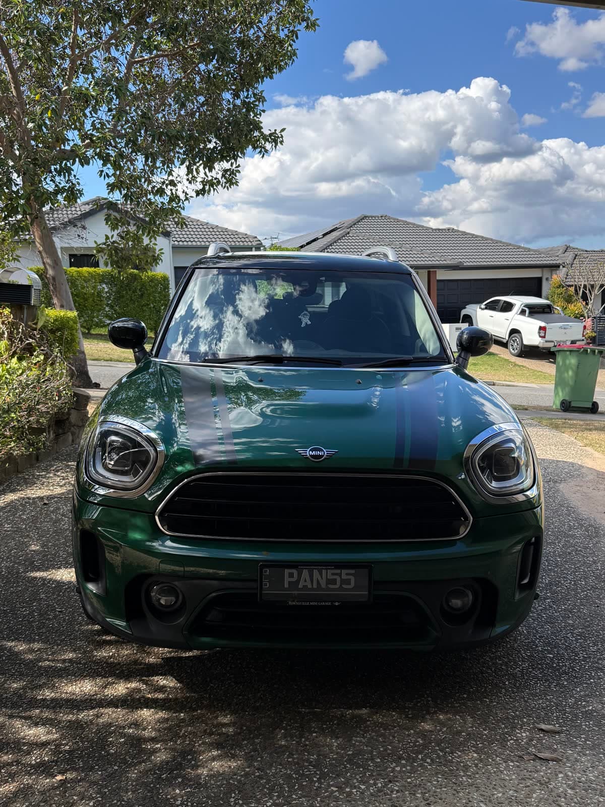 MINI Cooper Countryman (British Racing Green)