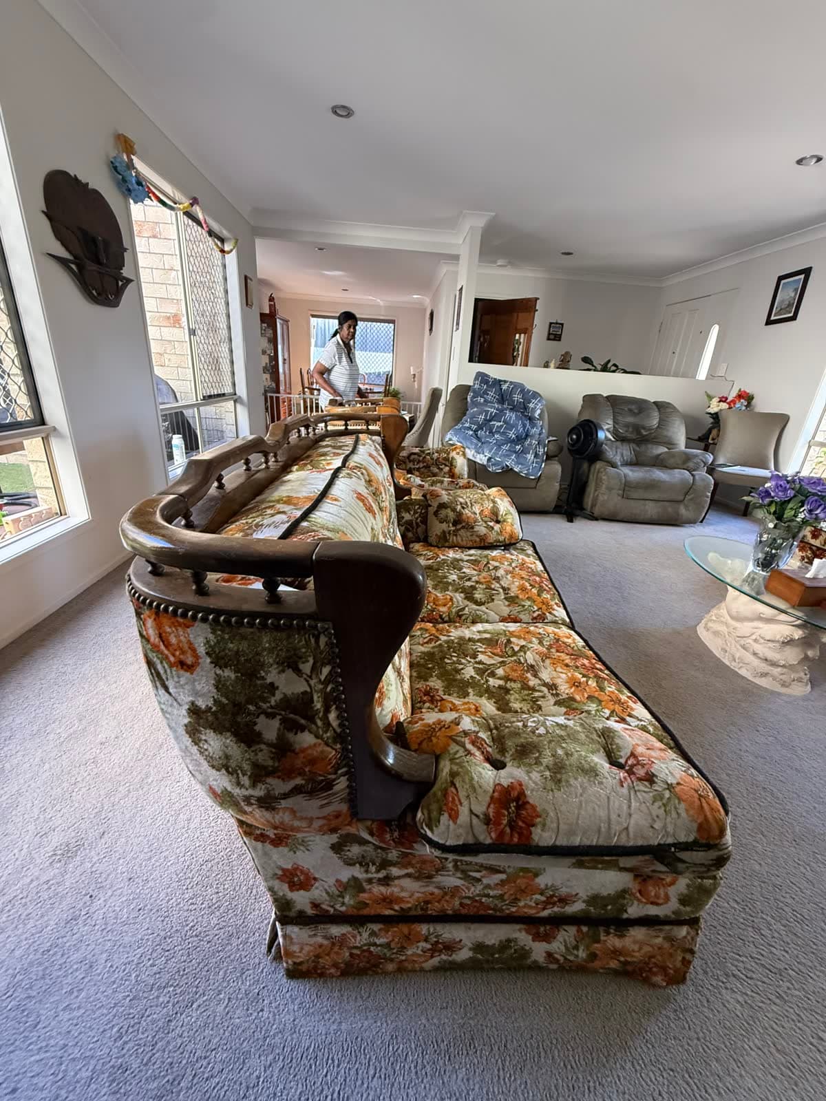 Vintage Floral Lounge Suite photo 8